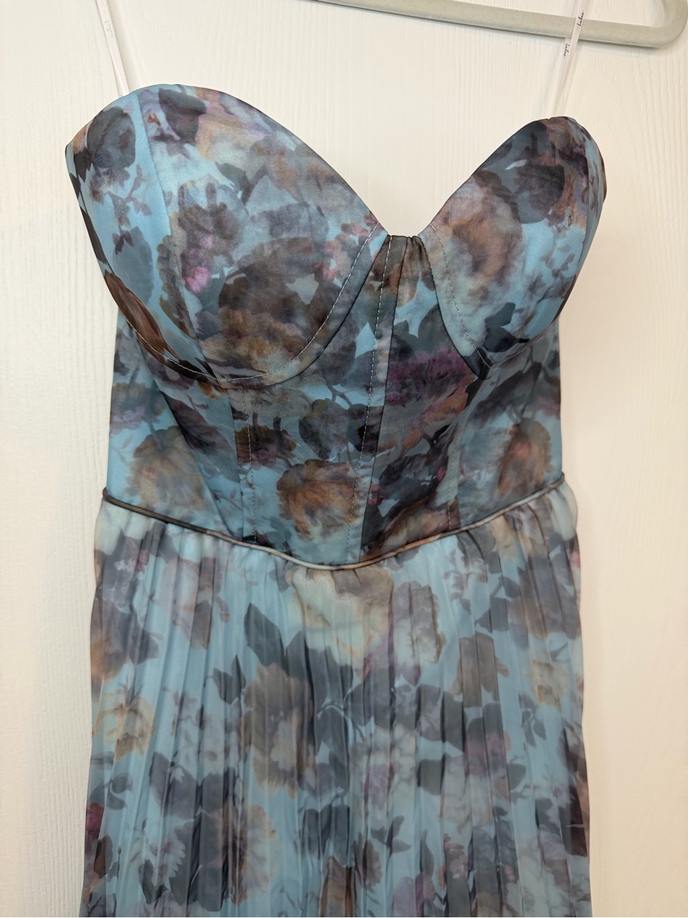 NWT Lulu's Beautiful Day Blue Multi Floral Print Organza Strapless Maxi Dress - Picture 5 of 12